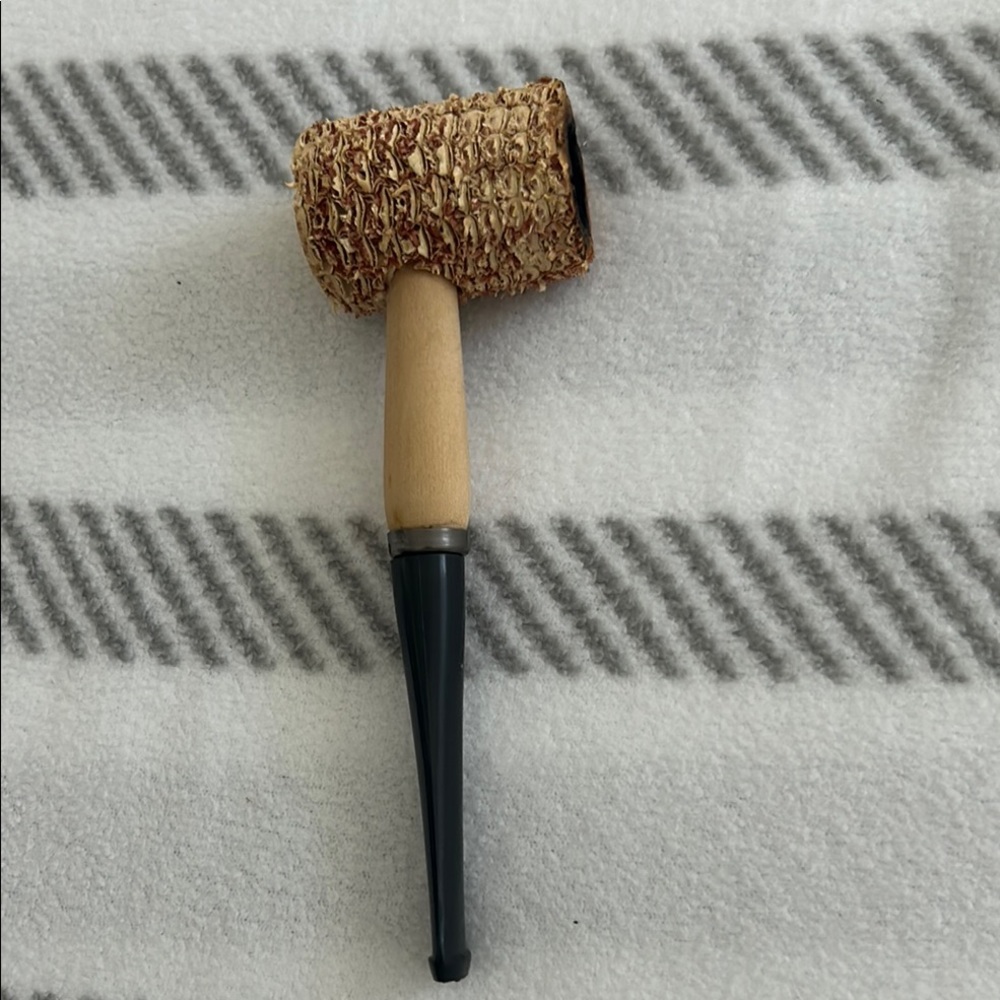 Corn Cob Tobacco Pipe with Black Stem